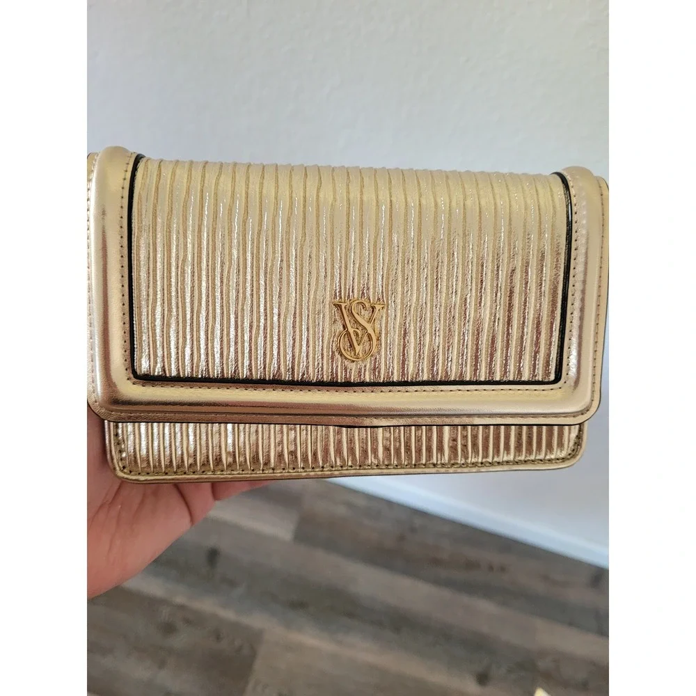 Victoria's Secret Gold Metallic Pleated Wallet VS Logo Snap Organizer Clutch #8 - Picture 2 of 5
